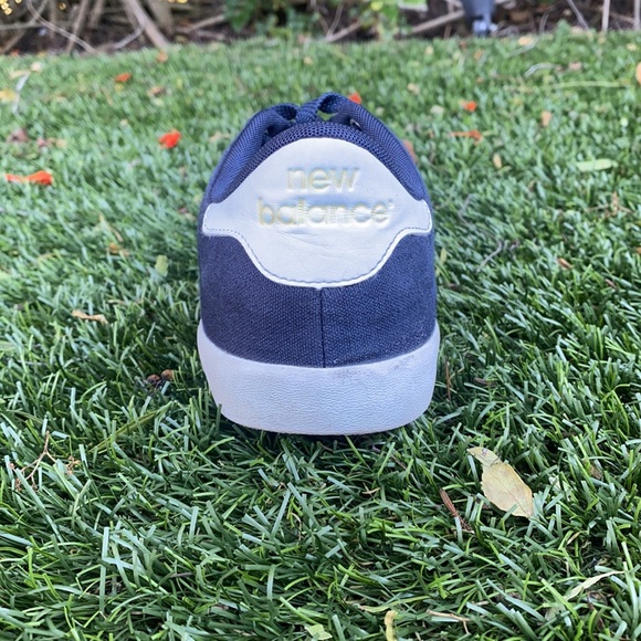 New Balance 210 Canvas Men’s Size 11 Shoes - Picture 4 of 7